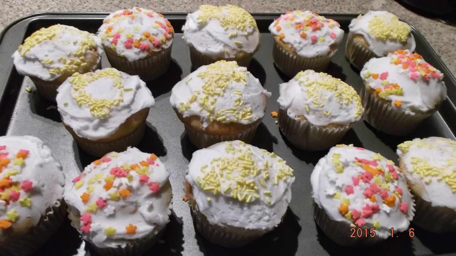 The One Dollar Review Cake Boss Cakes and Cupcakes Too!